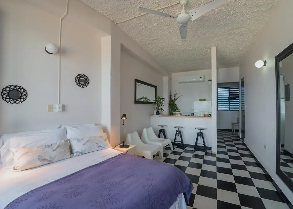 Aparthotel La Capitana Old San Juan Building