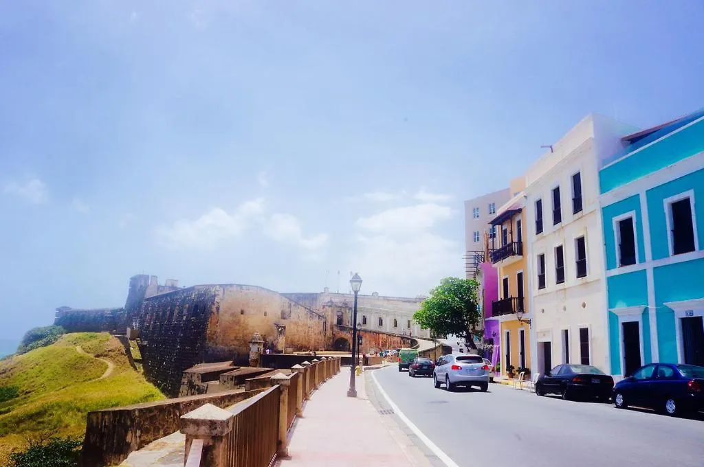 Aparthotel La Capitana Old San Juan Building